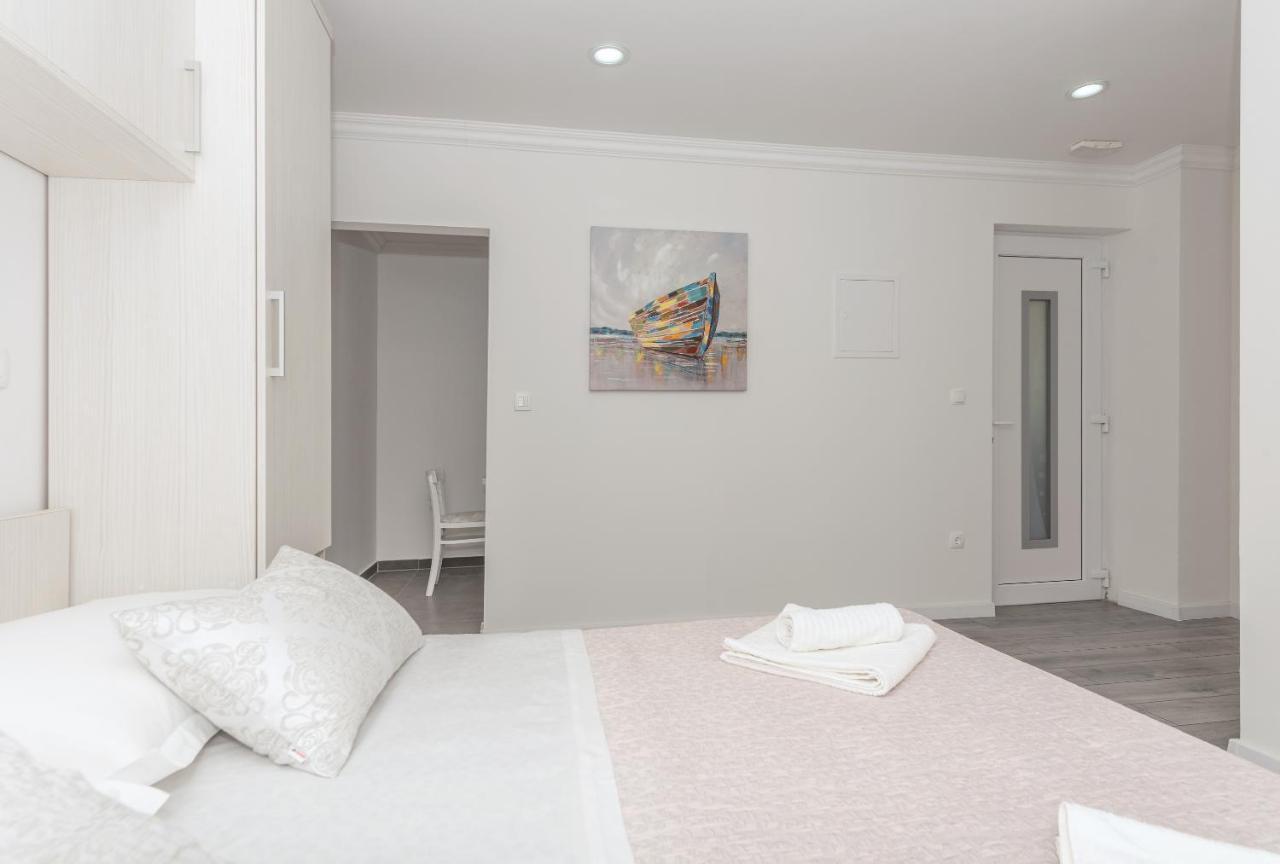 Apartments Petrusic マカルスカ エクステリア 写真
