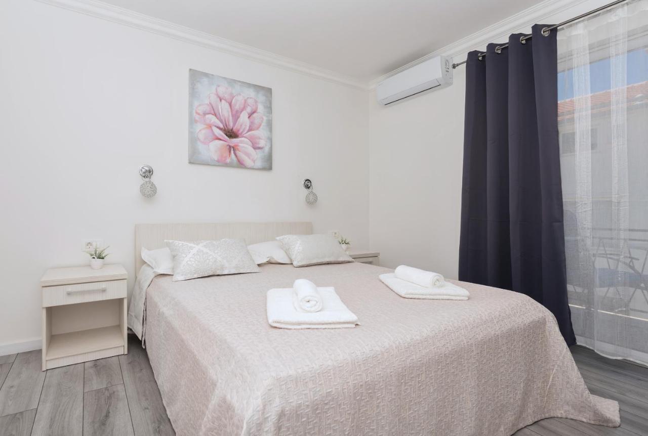 Apartments Petrusic マカルスカ エクステリア 写真
